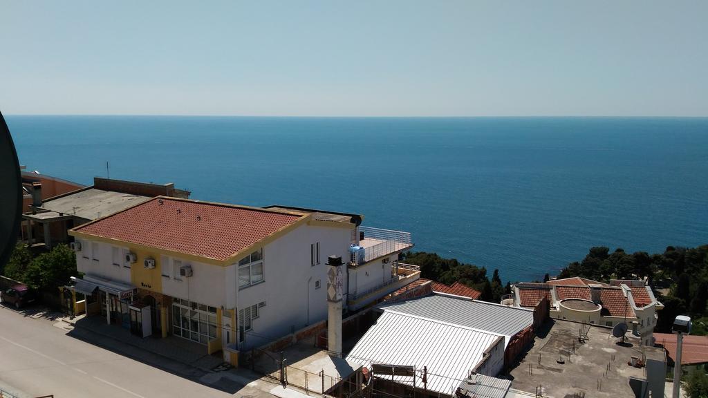 Apartment Boksi Ulcinj Buitenkant foto